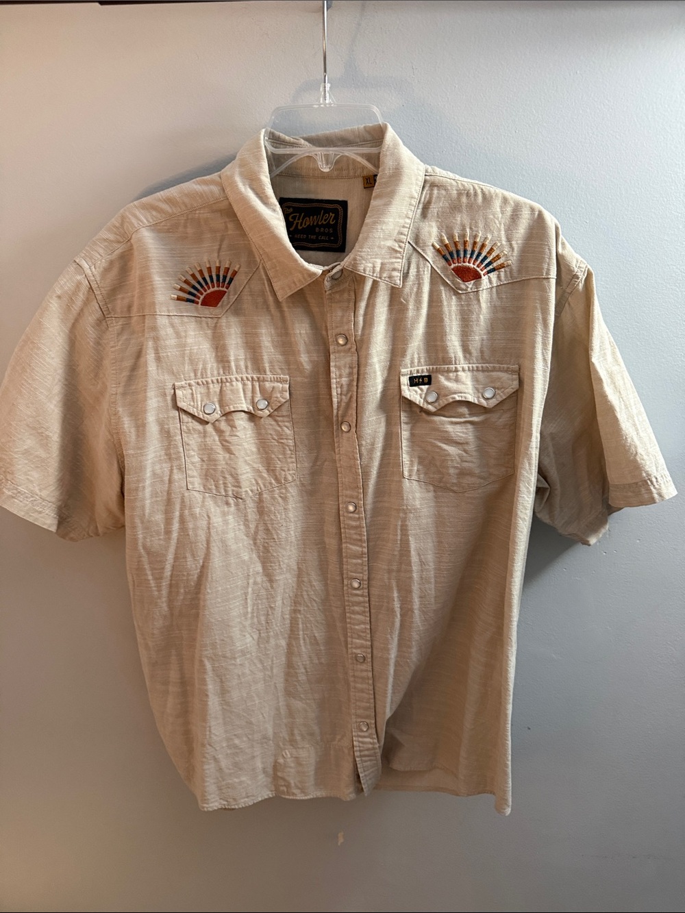 Howler Brothers Beige Short-Sleeve Button-Up Shirt with Sunburst Embroidery - Picture 3 of 6